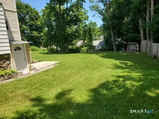 Building Photo - 79 Heminway Park Rd