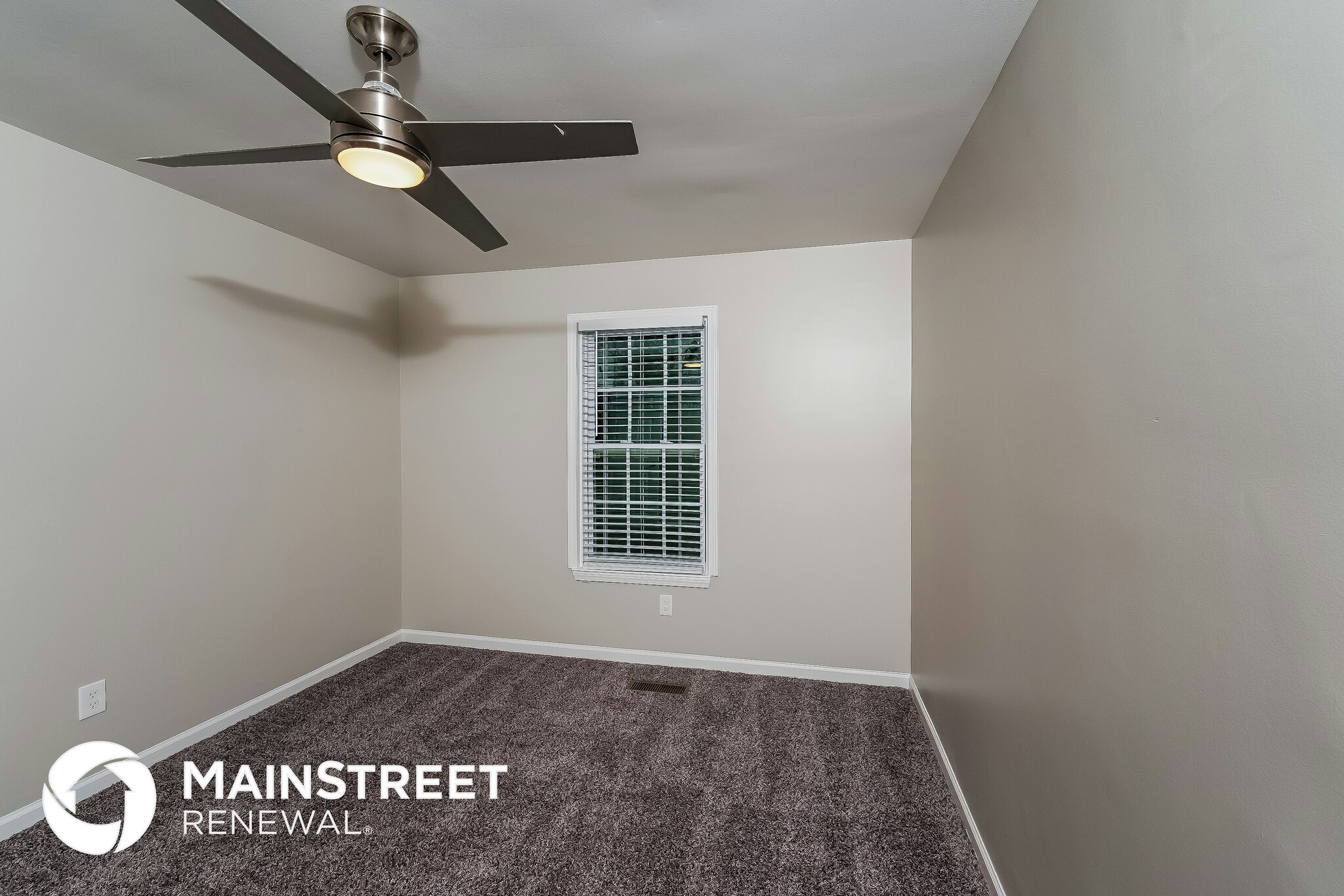 Building Photo - 6820 Briarwood Dr