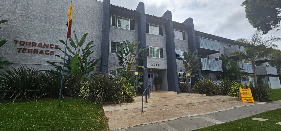 Building Photo - Torrance Terrace