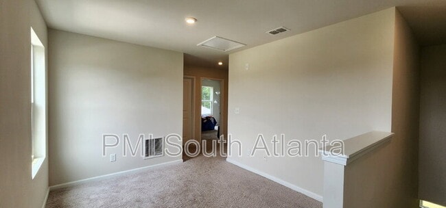 Building Photo - 116 Dogwood Ln