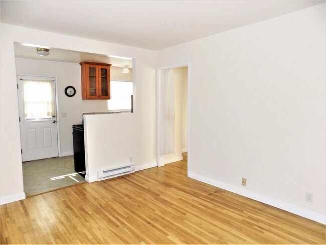 Building Photo - DOW