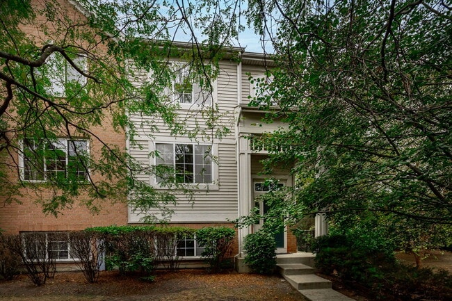 Building Photo - 758 Hanbury Dr