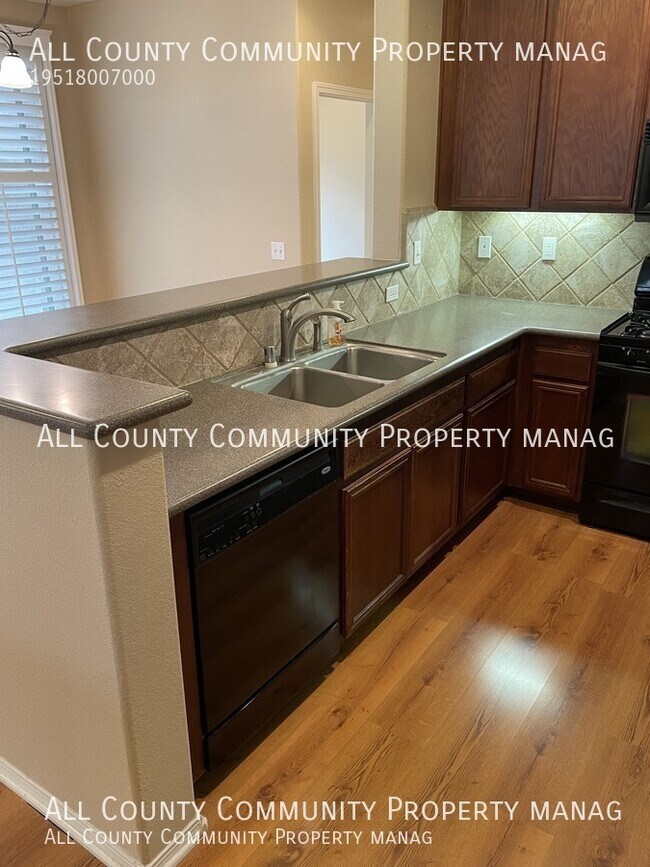 Building Photo - 31890 Delfina Way