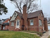Building Photo - 2909 46th St