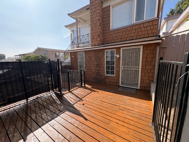 Building Photo - 4966 Baltimore Dr