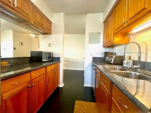 Building Photo - 736 W Ocean View Ave