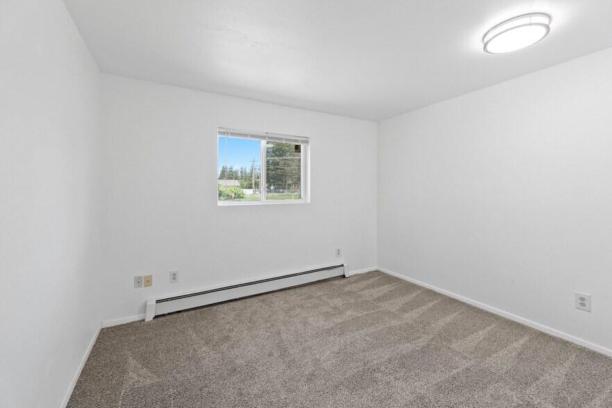 Building Photo - 3213 S Gillis Ct