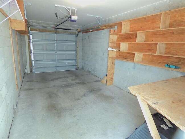 Building Photo - 5771 Sabal Trace Dr