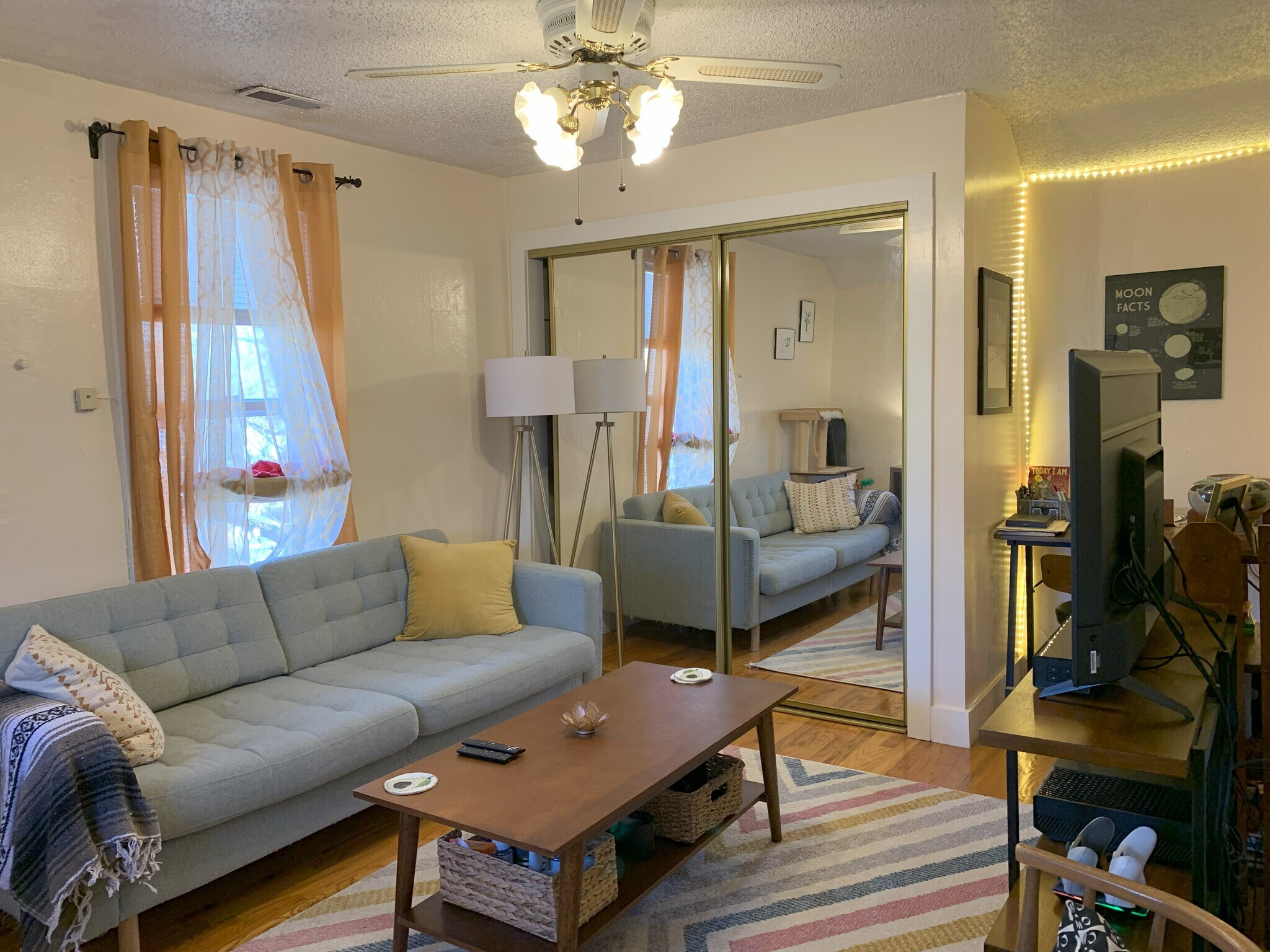 Building Photo - 1329 Connecticut St