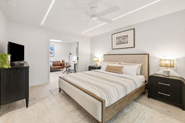 Building Photo - 179 Gran Via