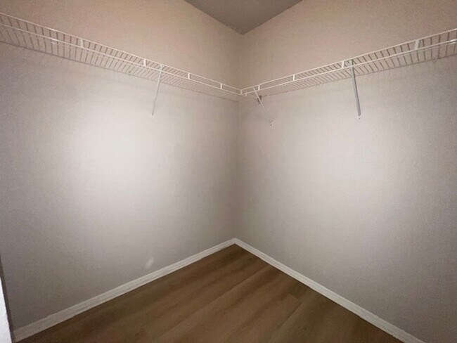 Building Photo - NEW-Remodeled bathroom & kitchen! NEW VINYL PLANK flooring & fresh paint! 2 bedroom 1 bath condo ...