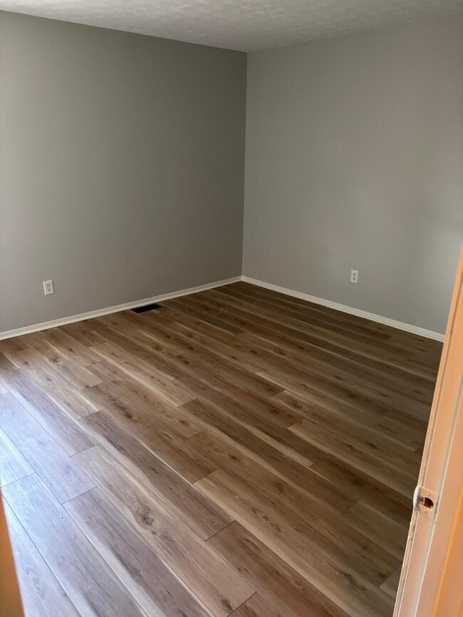 Building Photo - 7970 Trellage Ct