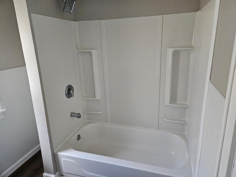 Building Photo - 922 Baughman St