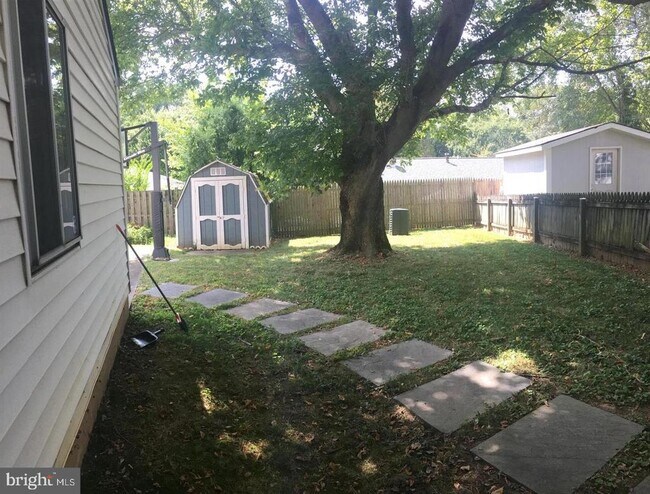 Building Photo - 6516 Cape Ct
