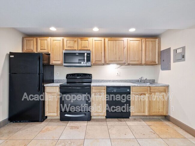 Building Photo - 25 E 2250 N