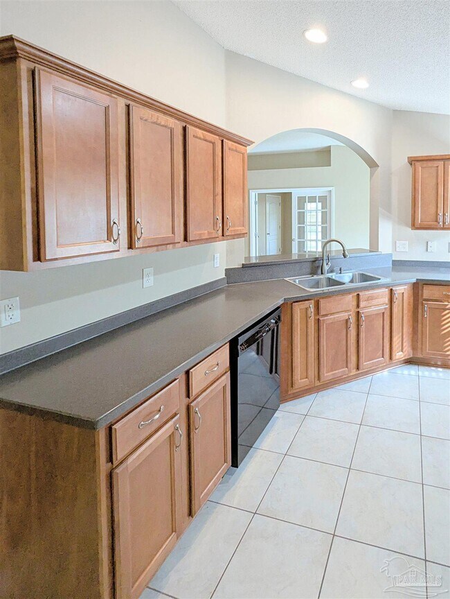 Building Photo - 5963 Ashton Woods Cir