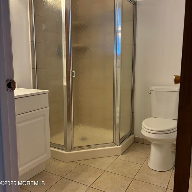 Building Photo - 310 Heather Croft