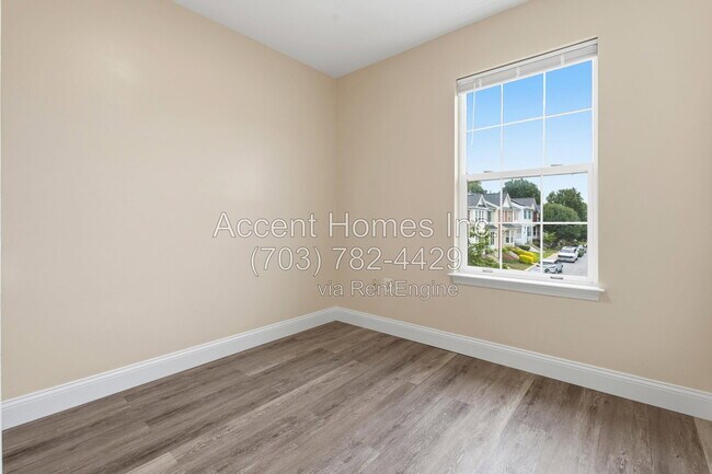 Building Photo - 10299 Wimbledon Pl