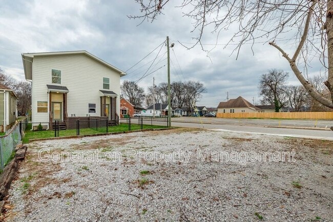 Building Photo - 1124 Garfield St