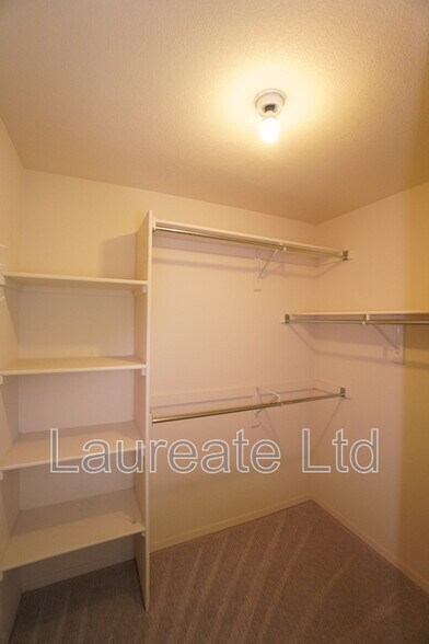 Building Photo - 6414 Silver Mesa Dr