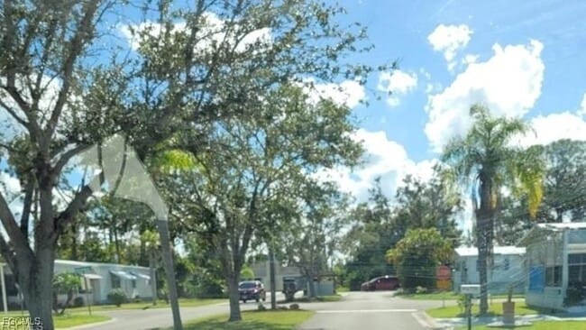 Building Photo - 2774 Wedgewood Dr