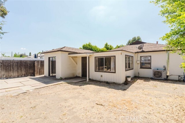 Building Photo - 9652 Rincon Ave