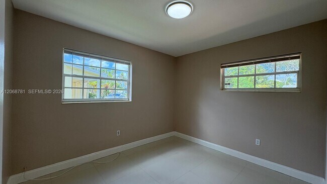 Building Photo - 251 N 68th Terrace