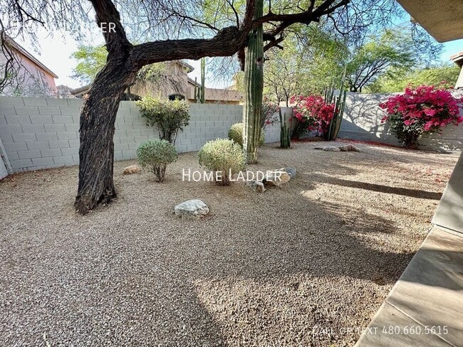 Building Photo - 10518 E Star of the Desert Dr