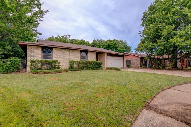Building Photo - 4 Bed | 2 Bath | Broken Arrow | October