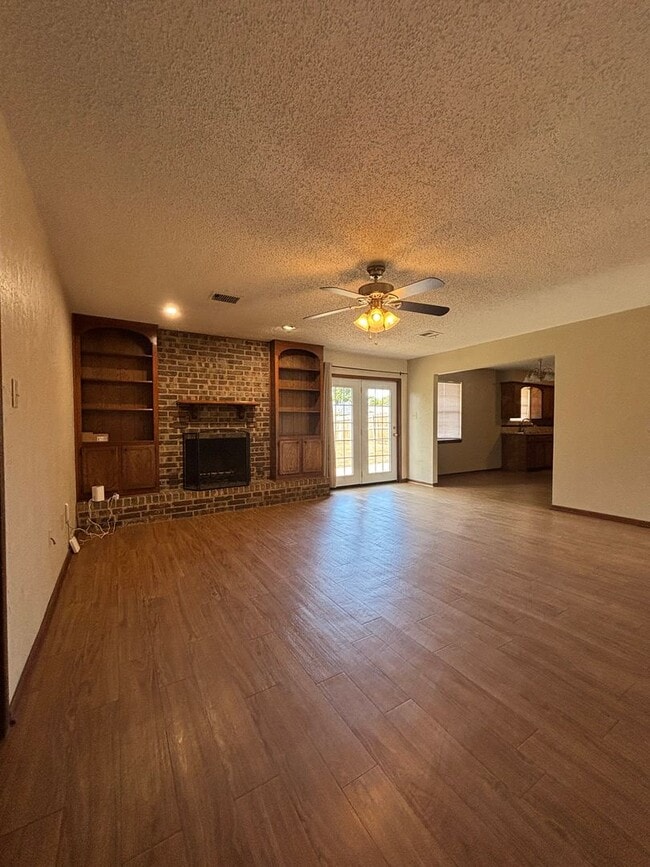 Building Photo - 2322 NW 78th St