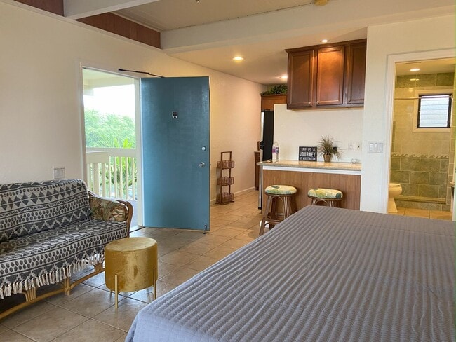 Building Photo - 76-6246 ALII DR