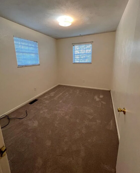 Building Photo - 4706A Spring Hill Ave