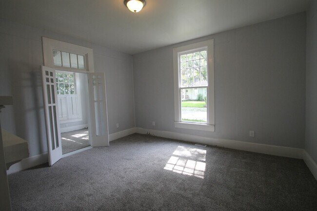 Building Photo - Exclusively Offered by Muse Realty Rentals, LLC