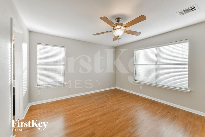 Building Photo - 21610 Rain Leaf Ct