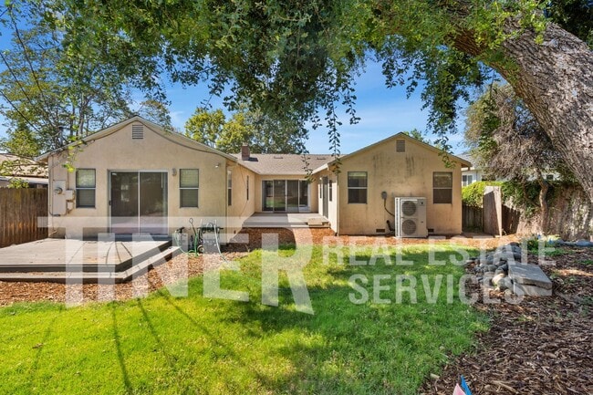Building Photo - 1812 Mercury Way