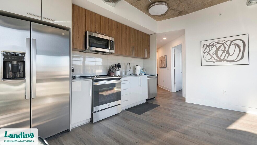 Building Photo - 5201 Leesburg Pike