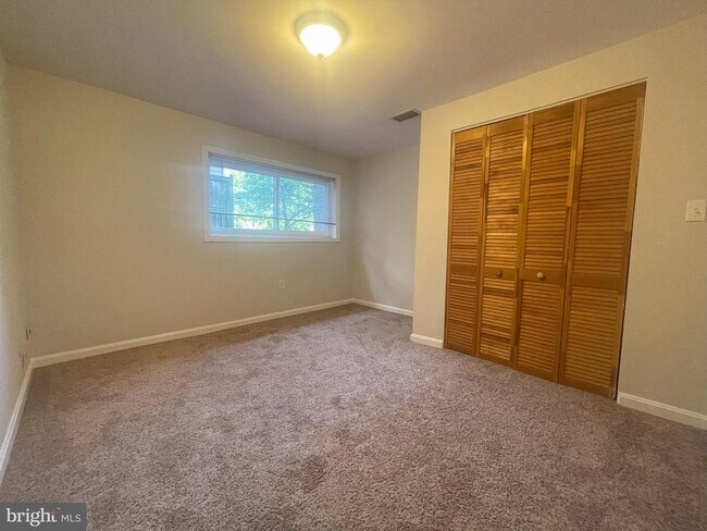 Building Photo - 4304 San Carlos Dr