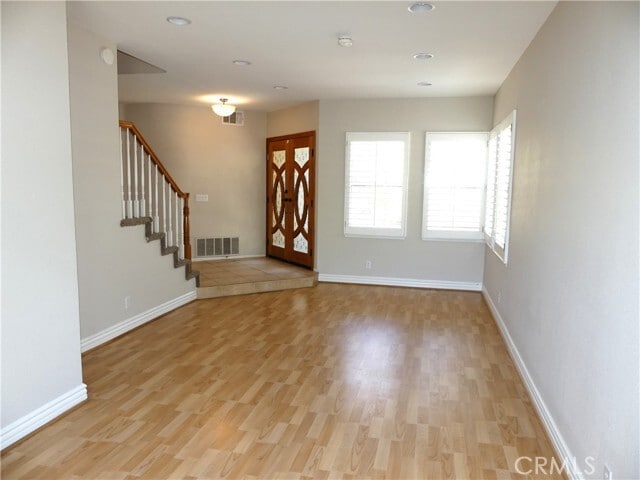 Building Photo - 17 Northwinds