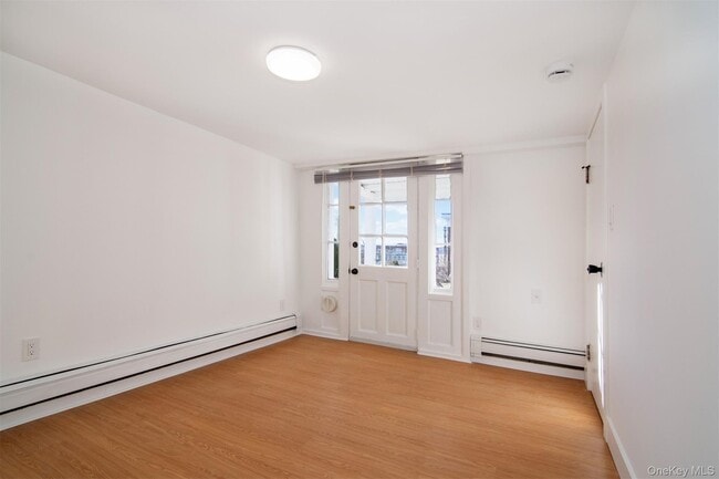 Building Photo - 9 N Buckhout St