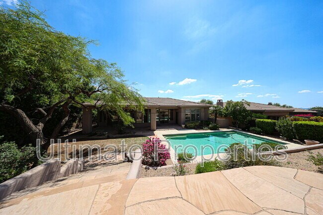 Building Photo - 11050 E Verbena Ln