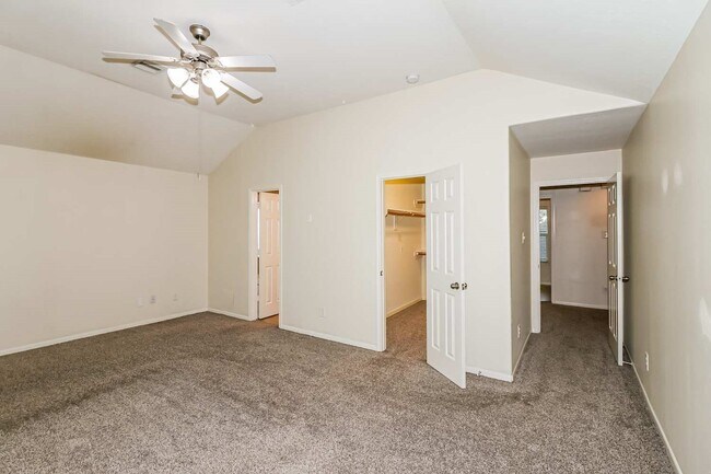 Building Photo - 5806 Le Carpe Plantation Ct