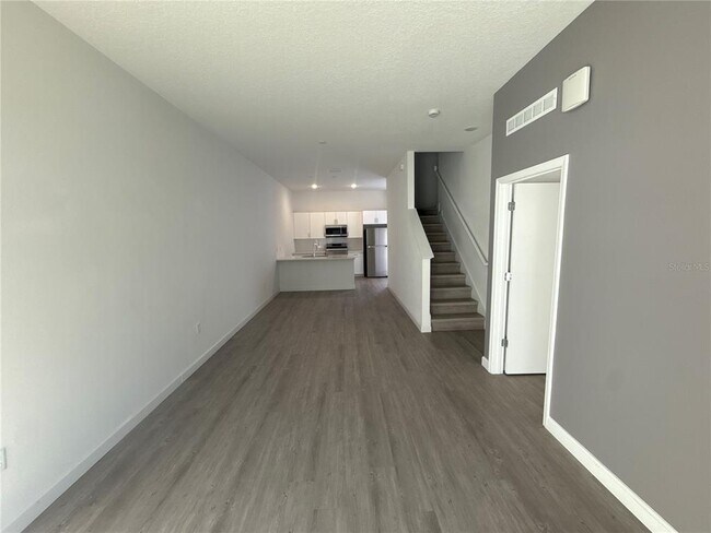 Building Photo - 399 Famagusta Dr