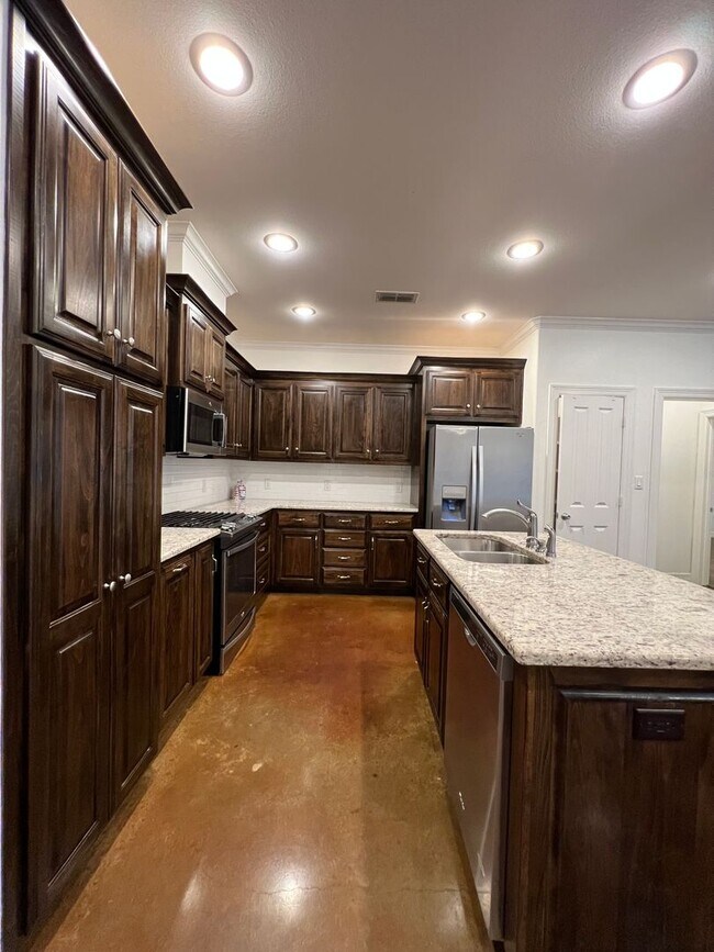 Building Photo - 2964 Elkton Trail