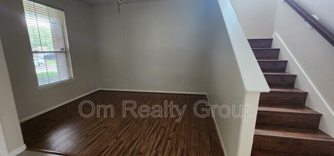Building Photo - 9710 Fieldbloom Ln