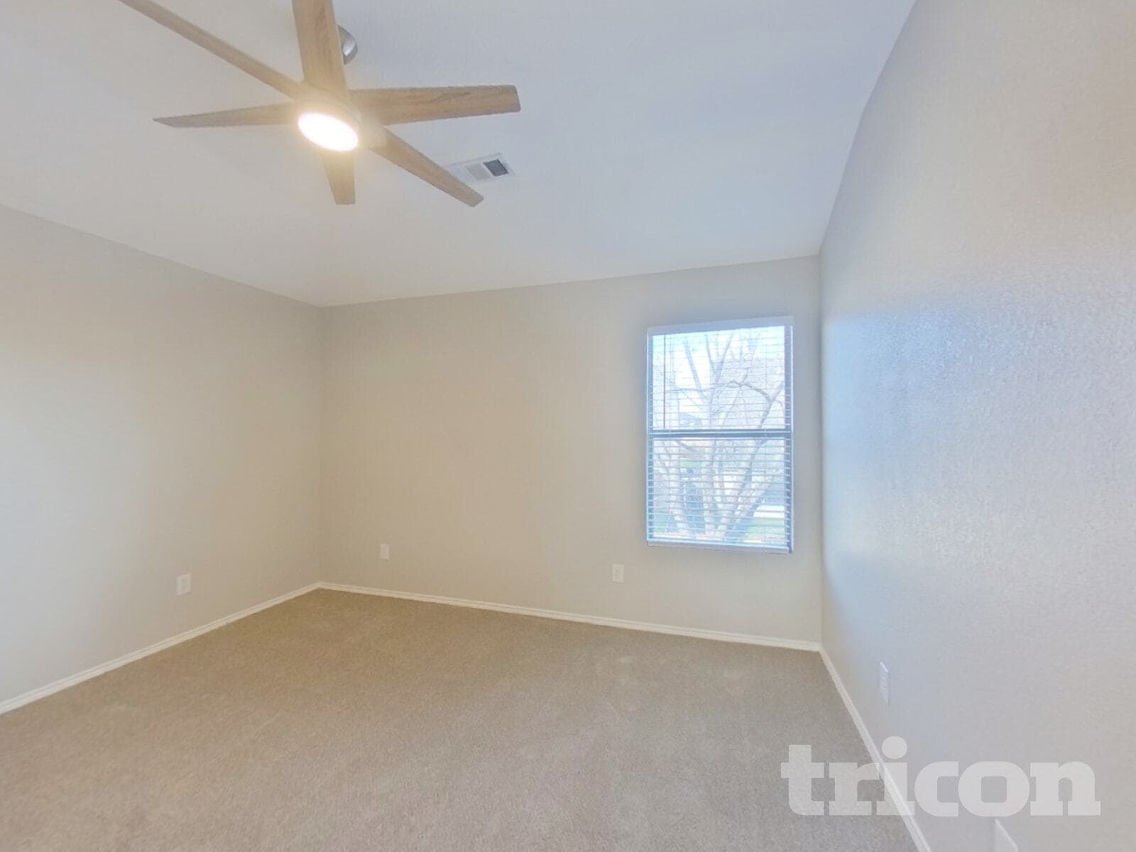 Building Photo - 5825 Show Master Ln