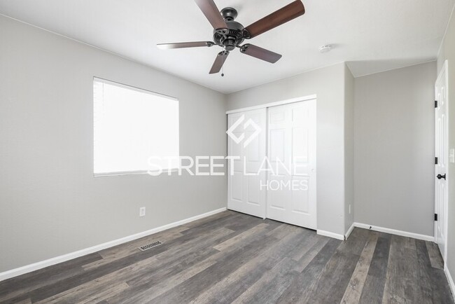 Building Photo - HALF OFF FIRST FULL MONTH WITH LEASE SIGNE...