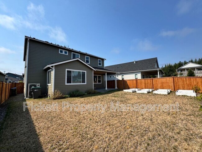 Building Photo - 3835 SW ALAVA COURT