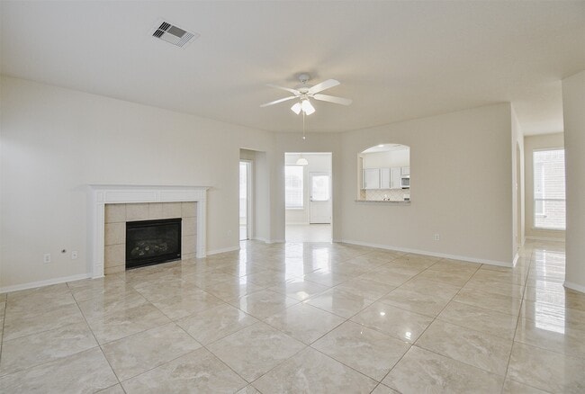 Building Photo - 6614 Halcyon Days Dr