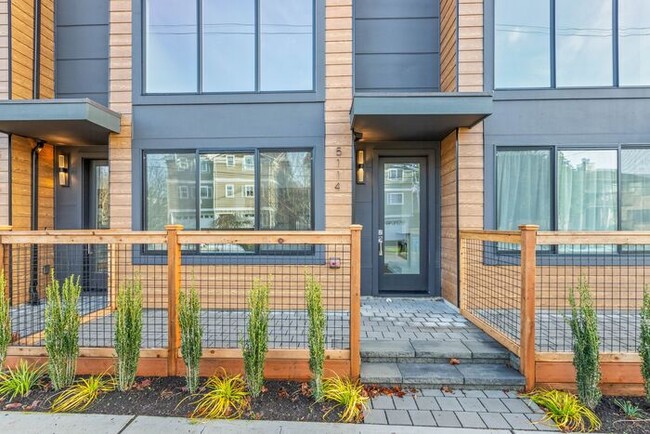 Building Photo - Stunning Brand-New Ballard Townhome with A...