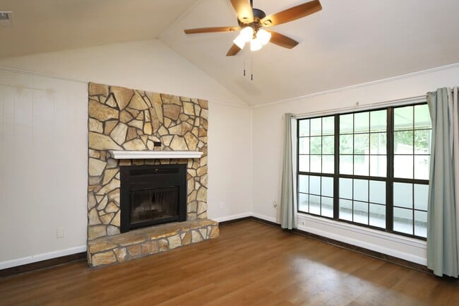 Building Photo - 3630 Becky St